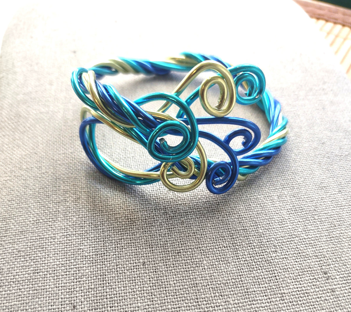 Twisted Aluminum Wire Bracelet