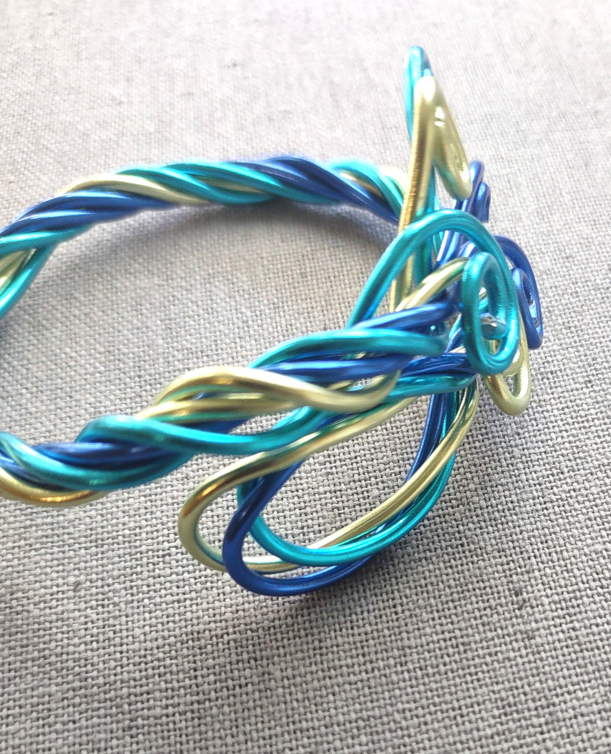 Twisted Aluminum Wire Bracelet