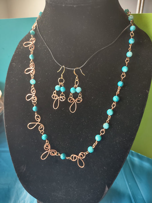 Handmade Copper Chain - Link Necklace and Earring with shell beads!