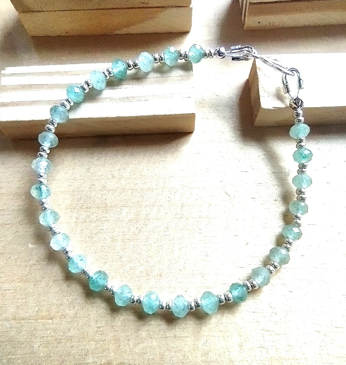 Green Strawberry Quartz & Seed Bead Braclet
